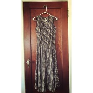 ⚫️⚪️🔘➖TERACOY DOT PRINT DRESS➖🔘⚪️⚫️